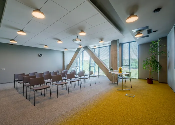 乌比霍普酒店 酒店