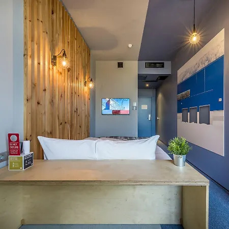 Urbihop Hotel